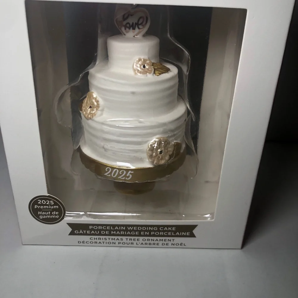 2025 Hallmark Ornaments Premium Porcelain White Wedding 3 Tier Cake Christmas